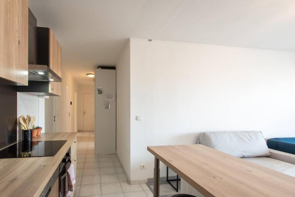 L41 Suite Paladium 8Pax 4Rooms Balcony Wifi Ac Niza Exterior foto