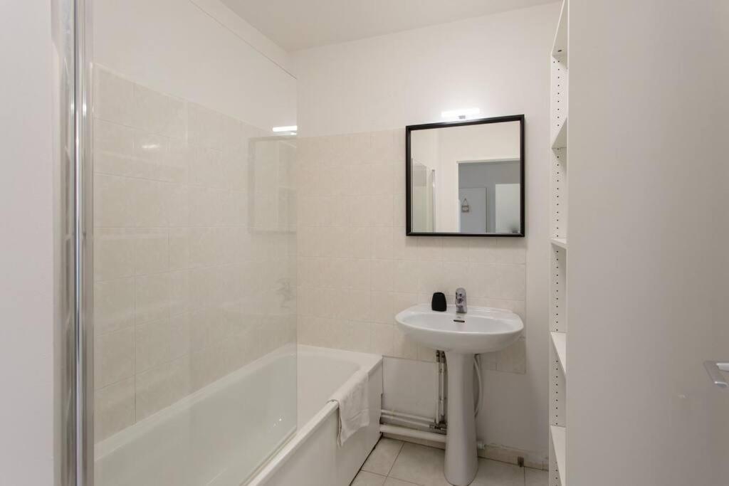 L41 Suite Paladium 8Pax 4Rooms Balcony Wifi Ac Niza Exterior foto