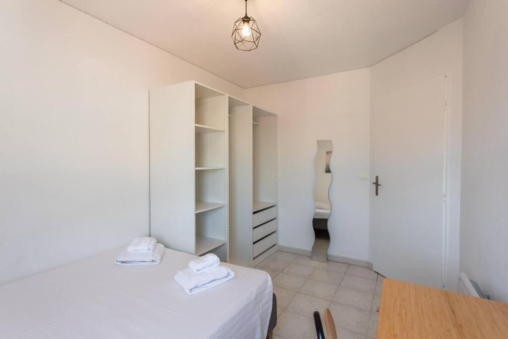 L41 Suite Paladium 8Pax 4Rooms Balcony Wifi Ac Niza Exterior foto